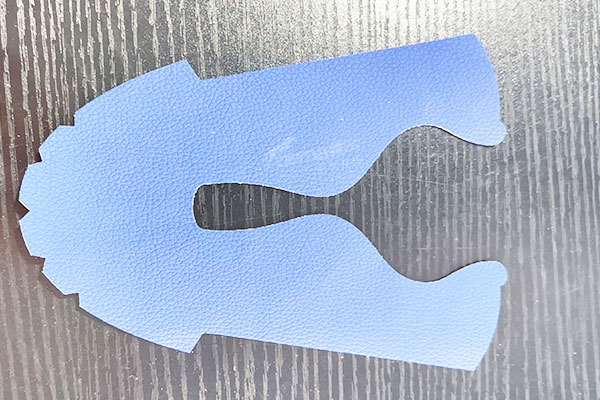 得馬F11高速裁切機(jī)裁切樣品