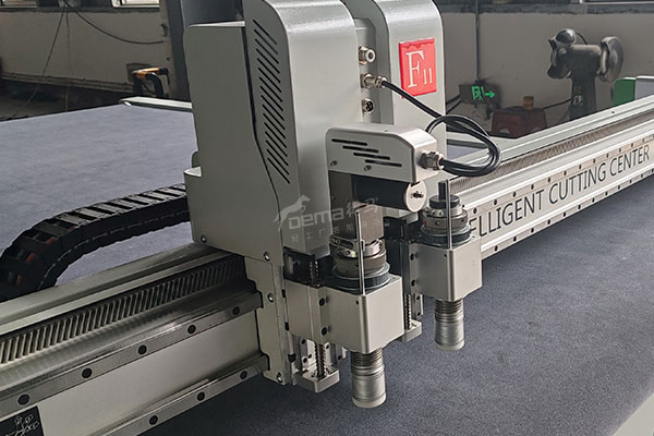 得馬F11-1625高速裁切機